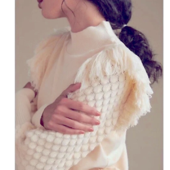 Dolan fringe sweater size XS in excellent like-new condition from Anthropologie - Picture 2 of 5